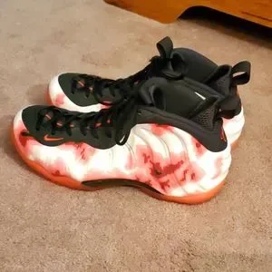 Nike Foamposite One PRM Atomic Red Weatherman 49857150008_7658e12e62_c.jpg main image 4